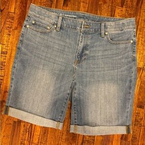 TALBOTS Flawless Girlfriend Shorts